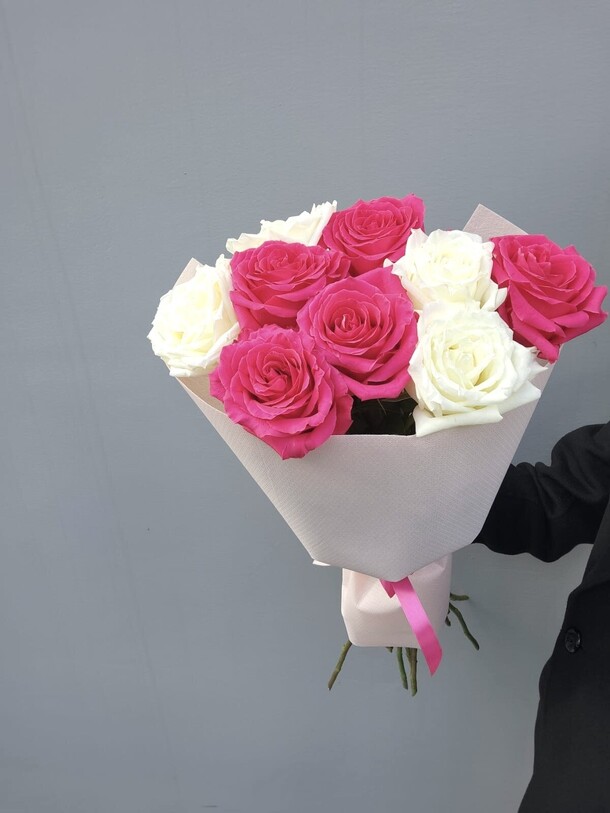 Моно букет из роз, артикул F1480280 - 4990 рублей, доставка по городу. Flawery - доставка цветов