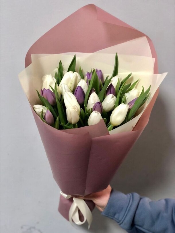 Букет уютный вечер, артикул F1392231 - 6220 рублей, доставка по городу. Flawery - доставка цветов