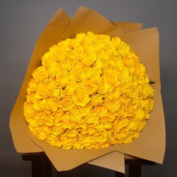 101 желтая роза 60 см, артикул F1311558 - 28974 рублей, доставка по городу. Flawery - доставка цветов