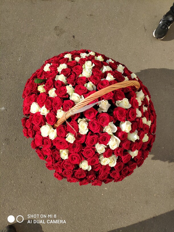 Корзина капля, артикул F101946 - 55000 рублей, доставка по городу. Flawery - доставка цветов