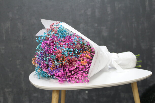 Радужный букет, артикул F102235 - 8680 рублей, доставка по городу. Flawery - доставка цветов