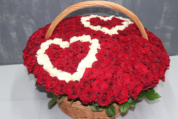 Два сердца, артикул F103541 - 50000 рублей, доставка по городу. Flawery - доставка цветов