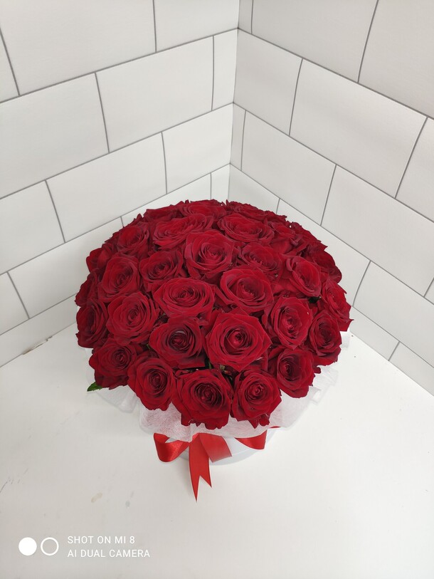 Коробка шляпной, артикул F105804 - 19000 рублей, доставка по городу. Flawery - доставка цветов