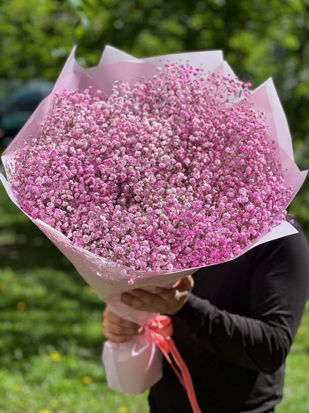 Букет из 25 гипсофил, артикул F1315982 - 10981 рублей, доставка по городу. Flawery - доставка цветов