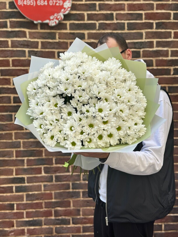 Букет из 35 хризантема, артикул F1317292 - 18755 рублей, доставка по городу. Flawery - доставка цветов