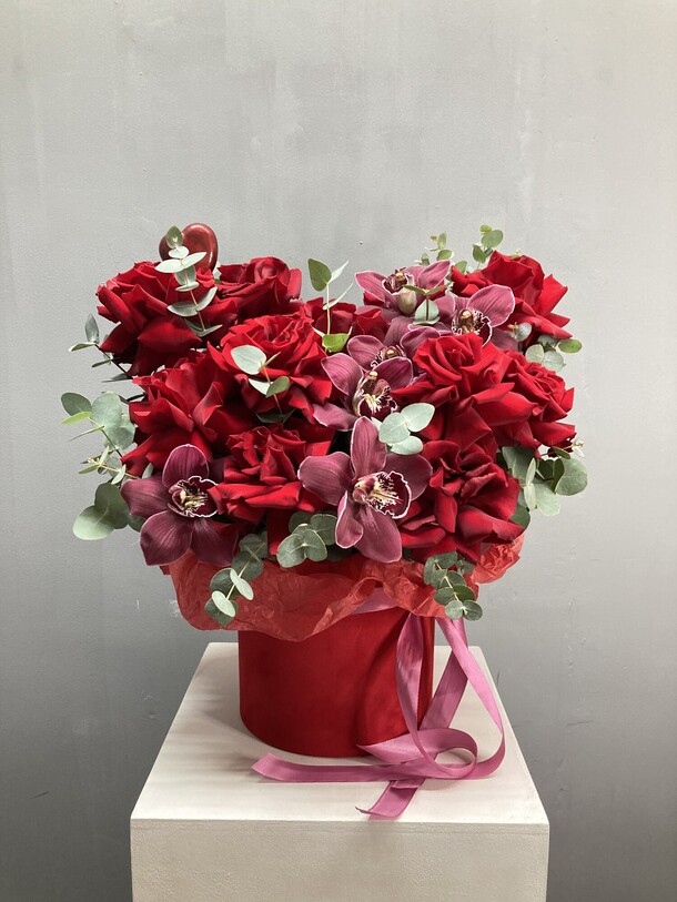 Любовь, артикул F1381728 - 11000 рублей, доставка по городу. Flawery - доставка цветов