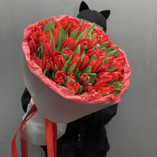 Букет "алый закат", артикул F73790 - 13500 рублей, доставка по городу. Flawery - доставка цветов