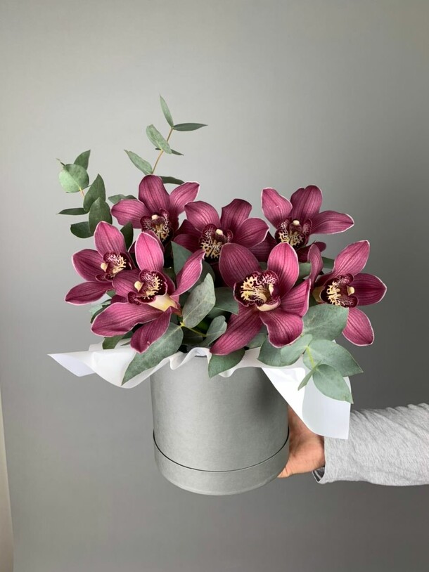 Коробочка с орхидеей и эвкалиптом, артикул F97724 - 6400 рублей, доставка по городу. Flawery - доставка цветов