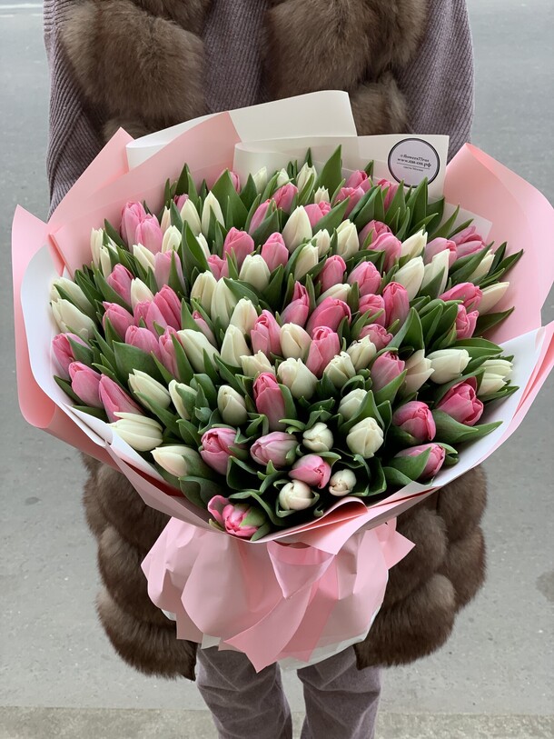 Тюльпаны, артикул F1348371 - 24950 рублей, доставка по городу. Flawery - доставка цветов