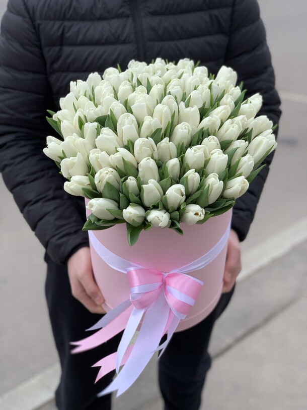 Тюльпаны, артикул F1370576 - 25950 рублей, доставка по городу. Flawery - доставка цветов