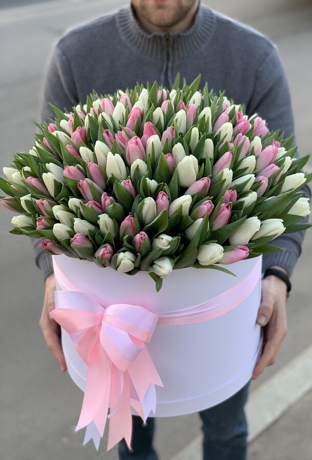 Тюльпаны, артикул F1370577 - 49950 рублей, доставка по городу. Flawery - доставка цветов