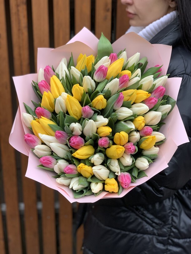 Тюльпаны, артикул F1386486 - 17950 рублей, доставка по городу. Flawery - доставка цветов