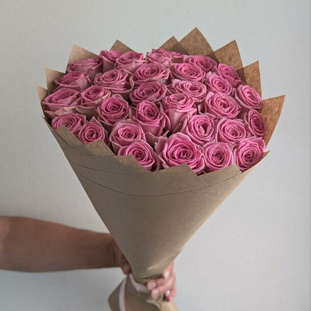 Розы аква 31 шт 50см, артикул F1316627 - 9790 рублей, доставка по городу. Flawery - доставка цветов