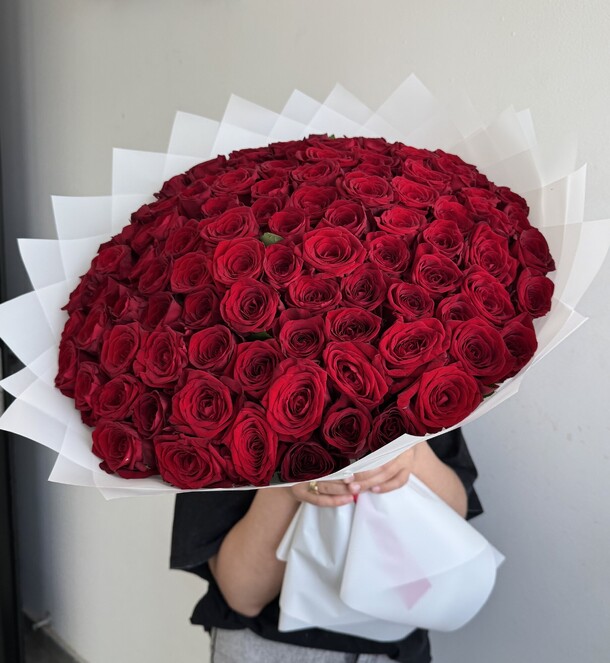 101 красная роза для любимой, артикул F1463722 - 23790 рублей, доставка по городу. Flawery - доставка цветов