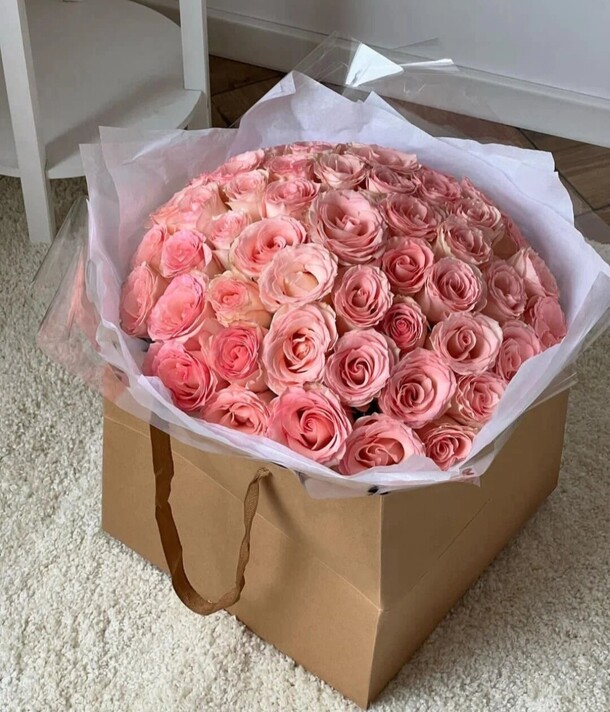 Персиковые розочки 47 шт, артикул F1315339 - 33000 рублей, доставка по городу. Flawery - доставка цветов