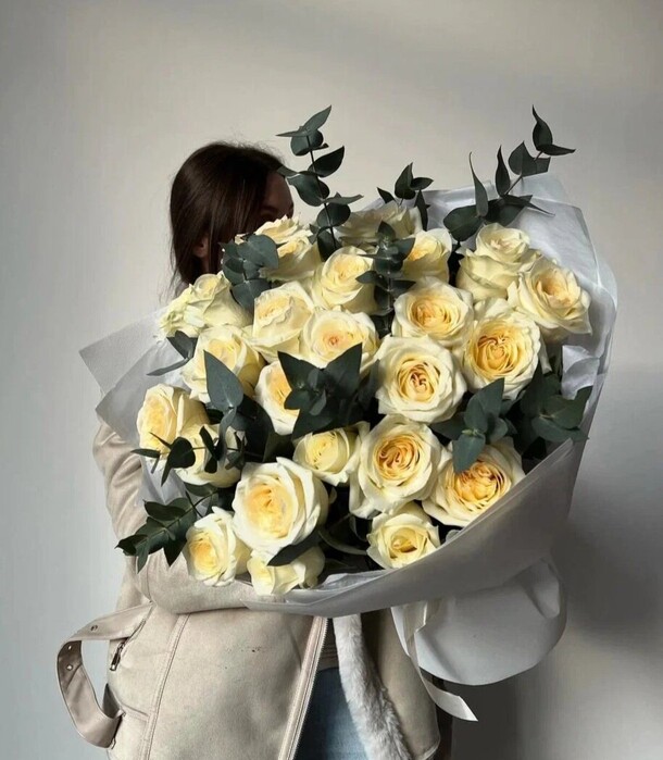 Розы premium 25 шт, артикул F1315341 - 25300 рублей, доставка по городу. Flawery - доставка цветов