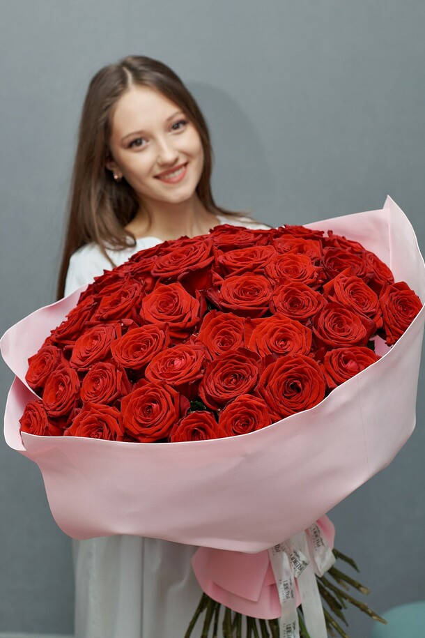 Букет «стоасть», артикул F1378275 - 28900 рублей, доставка по городу. Flawery - доставка цветов