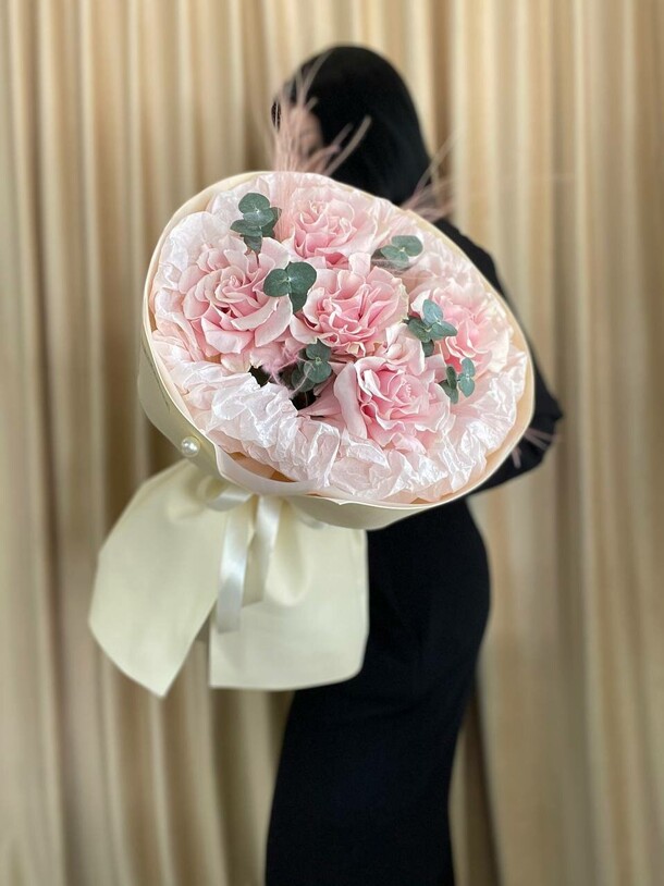 Букет «романтика вечера», артикул F1455586 - 4599 рублей, доставка по городу. Flawery - доставка цветов