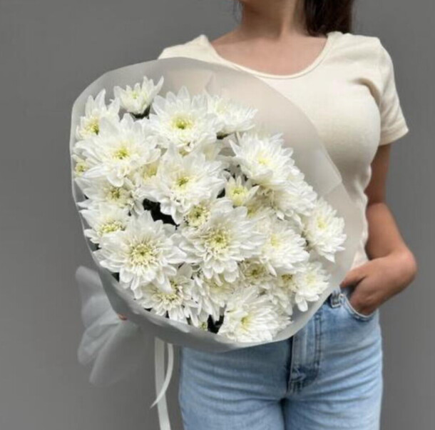 Букет 5 кустовых хризантем, артикул F1397697 - 2185 рублей, доставка по городу. Flawery - доставка цветов