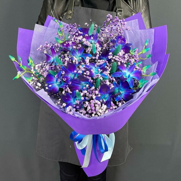 Ты мой космос (размер l), артикул F1325021 - 8720 рублей, доставка по городу. Flawery - доставка цветов