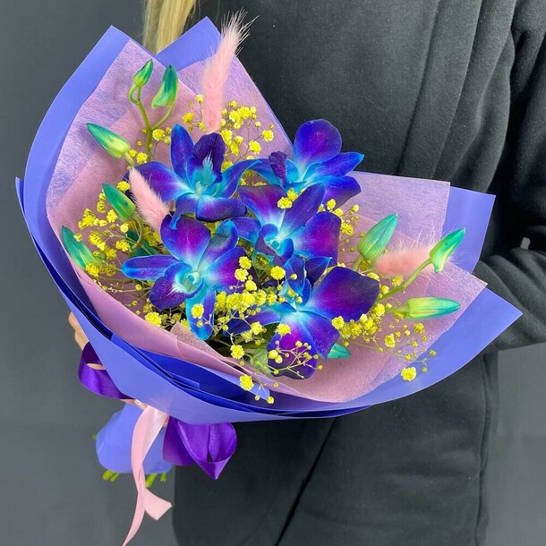 Солнечное затмение s, артикул F1325025 - 3223 рублей, доставка по городу. Flawery - доставка цветов