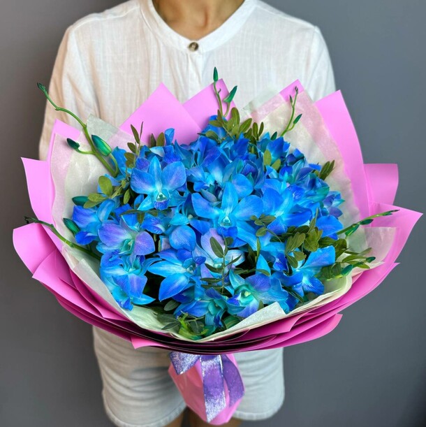 Небесная лазурь, артикул F1325630 - 9919 рублей, доставка по городу. Flawery - доставка цветов