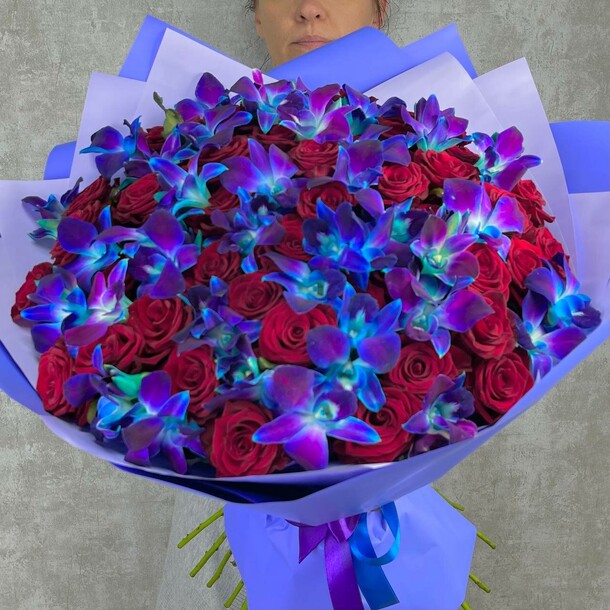 Пламенные чувства (размер xl), артикул F1325656 - 27180 рублей, доставка по городу. Flawery - доставка цветов