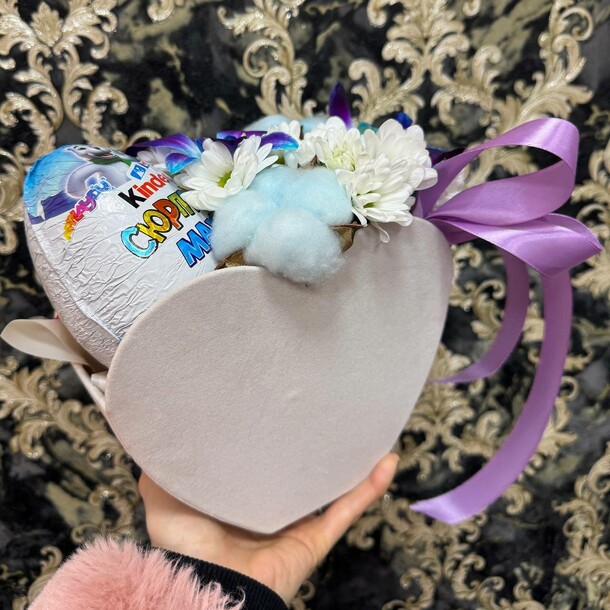 Композиция с хризантемой, артикул F1377627 - 4200 рублей, доставка по городу. Flawery - доставка цветов