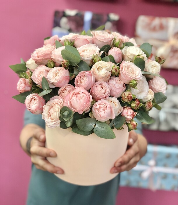 Бокс «просто так», артикул F1297681 - 11314 рублей, доставка по городу. Flawery - доставка цветов