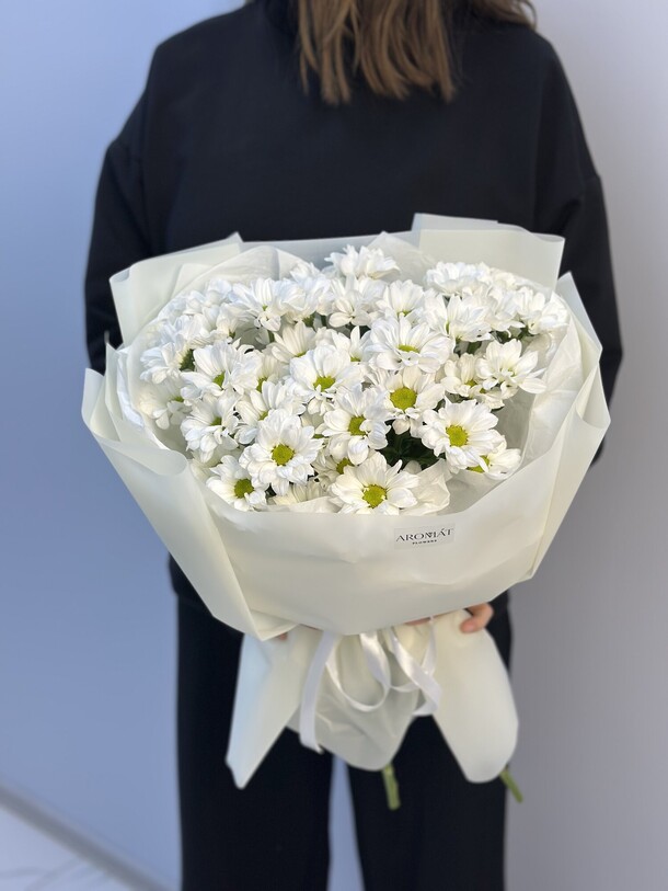 Букет из хризантемы, артикул F1324058 - 4215 рублей, доставка по городу. Flawery - доставка цветов