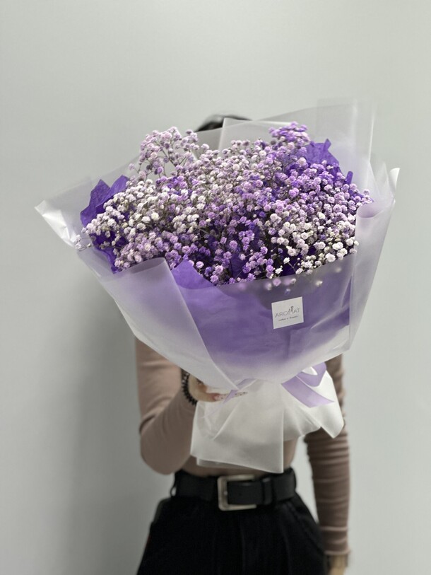 Букет из гипсофилы, артикул F1324137 - 3637 рублей, доставка по городу. Flawery - доставка цветов