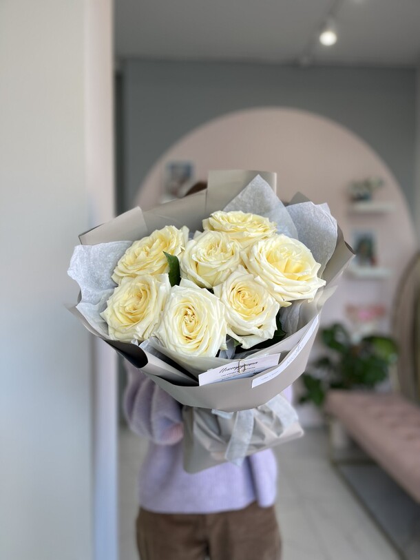 Пионовидные розы, артикул F1324814 - 4093 рублей, доставка по городу. Flawery - доставка цветов