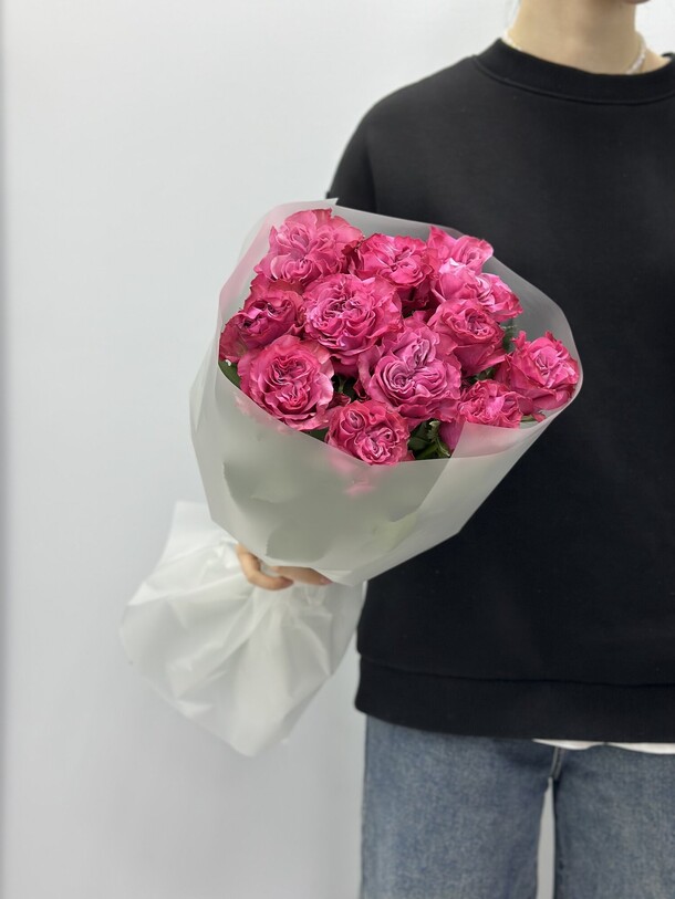 Пионовидные розы, 11шт, артикул F1398272 - 5689 рублей, доставка по городу. Flawery - доставка цветов