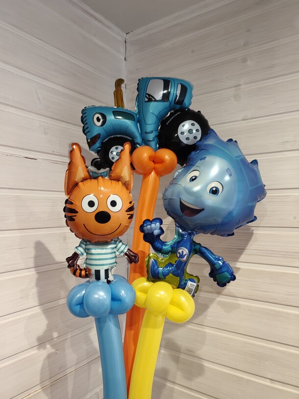 Шар - игрушка мини фигуры, артикул F1350636 - 1200 рублей, доставка по городу. Flawery - доставка цветов