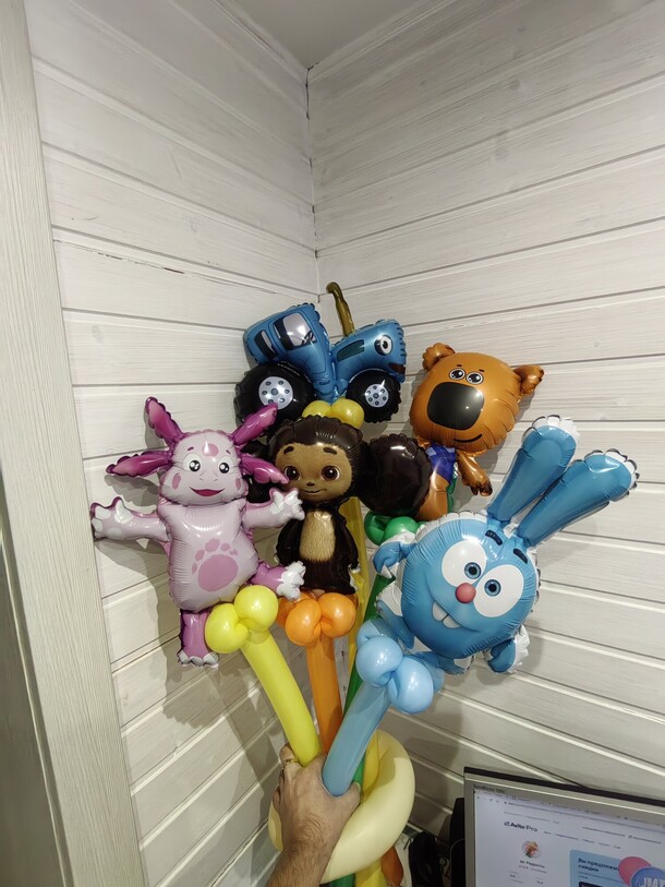 Набор из 5 мини фигур, артикул F1358347 - 2000 рублей, доставка по городу. Flawery - доставка цветов