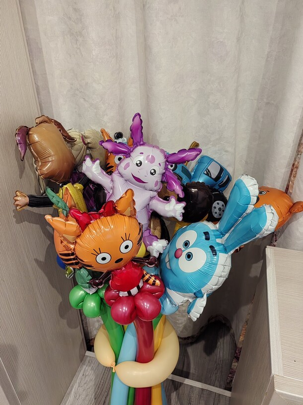 Набор из 10 мини фигур, артикул F1358348 - 3990 рублей, доставка по городу. Flawery - доставка цветов