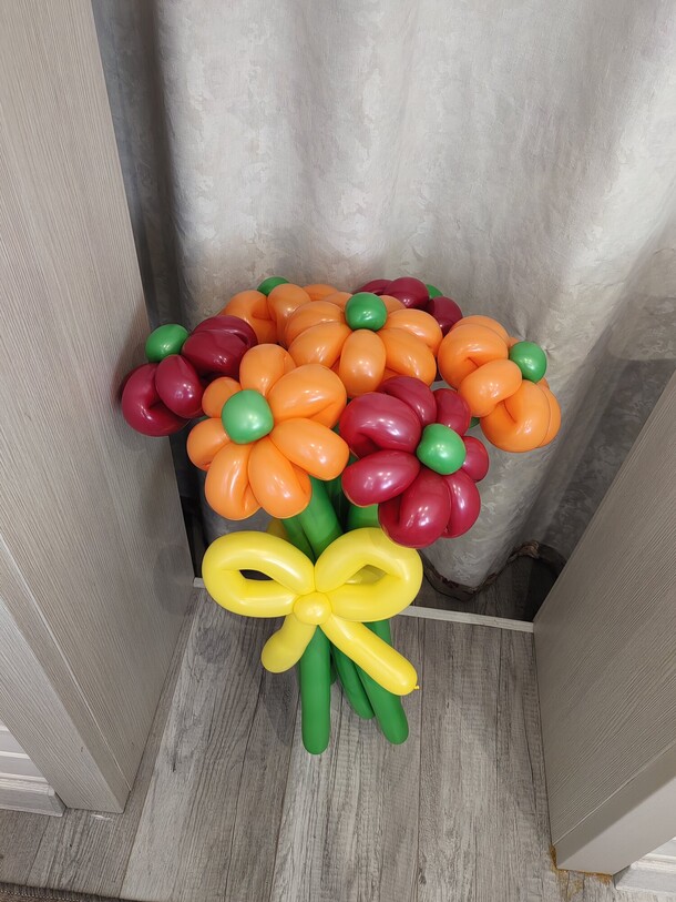 Букет из воздушных ромашек, артикул F1362906 - 1400 рублей, доставка по городу. Flawery - доставка цветов