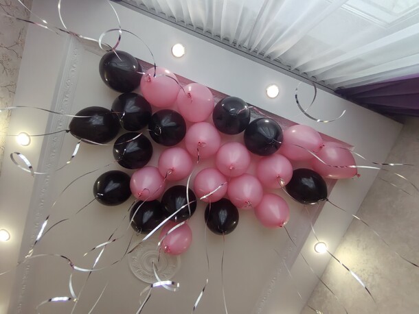 Гелиевые шары под потолок 25 шт, артикул F1416632 - 4990 рублей, доставка по городу. Flawery - доставка цветов