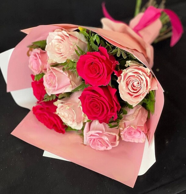 Микс разноцветных розочек, артикул F1329853 - 19360 рублей, доставка по городу. Flawery - доставка цветов