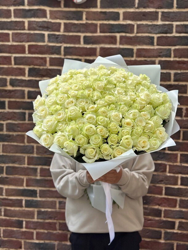 Букет из 101 роз, артикул F1333262 - 18900 рублей, доставка по городу. Flawery - доставка цветов