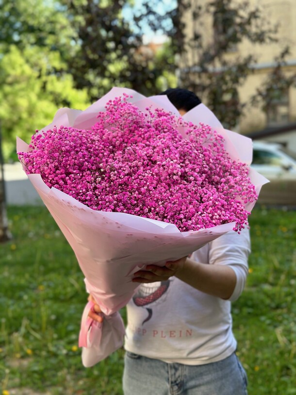Букет из 25 гипсофилы, артикул F1337798 - 7590 рублей, доставка по городу. Flawery - доставка цветов