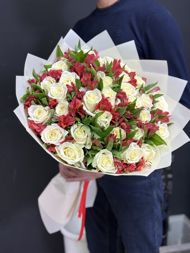 Романтический вечер, артикул F1361417 - 8450 рублей, доставка по городу. Flawery - доставка цветов