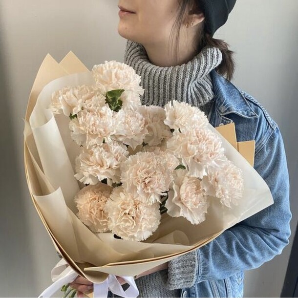 Букет из 15 диантусов, артикул F1381133 - 3300 рублей, доставка по городу. Flawery - доставка цветов