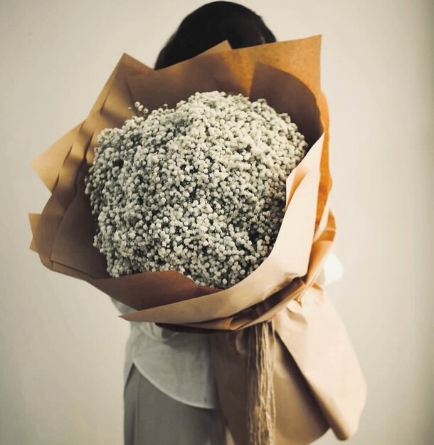 Букет белой гипсофилы, артикул F1331273 - 28600 рублей, доставка по городу. Flawery - доставка цветов