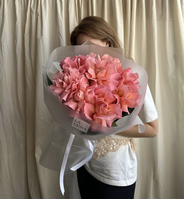 9 французских роз hermosa, артикул F1419027 - 4990 рублей, доставка по городу. Flawery - доставка цветов