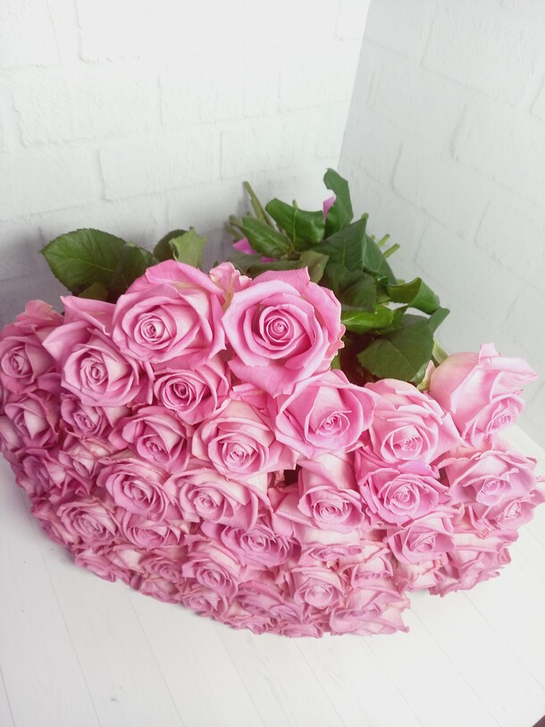 51роза, артикул F1415691 - 24300 рублей, доставка по городу. Flawery - доставка цветов