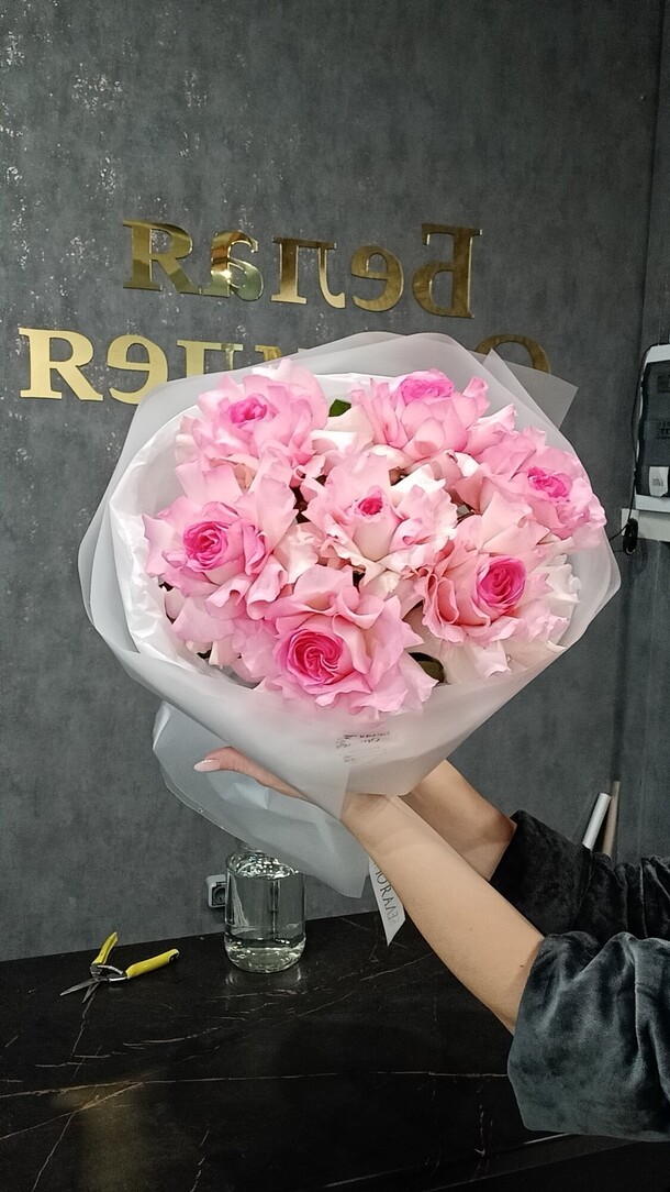 Букет из французских роз, артикул F1366877 - 3900 рублей, доставка по городу. Flawery - доставка цветов