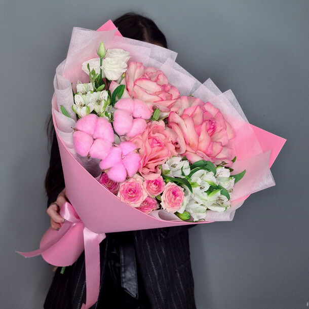 Пудровый букет, артикул F1140090 - 4500 рублей, доставка по городу. Flawery - доставка цветов