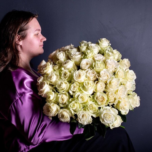 Букет из 51 розы мондиаль, артикул F1337420 - 16550 рублей, доставка по городу. Flawery - доставка цветов