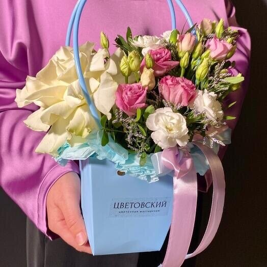 Композиция "воздушное облачко" с розой и эустомой, артикул F1347418 - 2800 рублей, доставка по городу. Flawery - доставка цветов